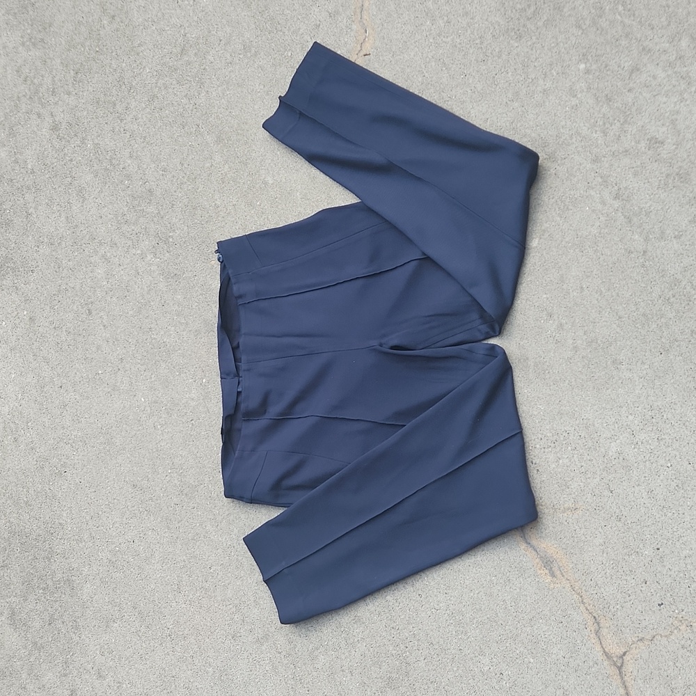 ESCADA navy trousers - Picture 8 of 8